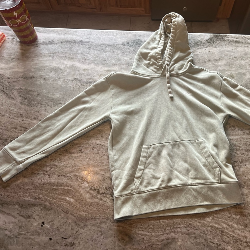 Hollister hoodie size xs like new only worn once or twice